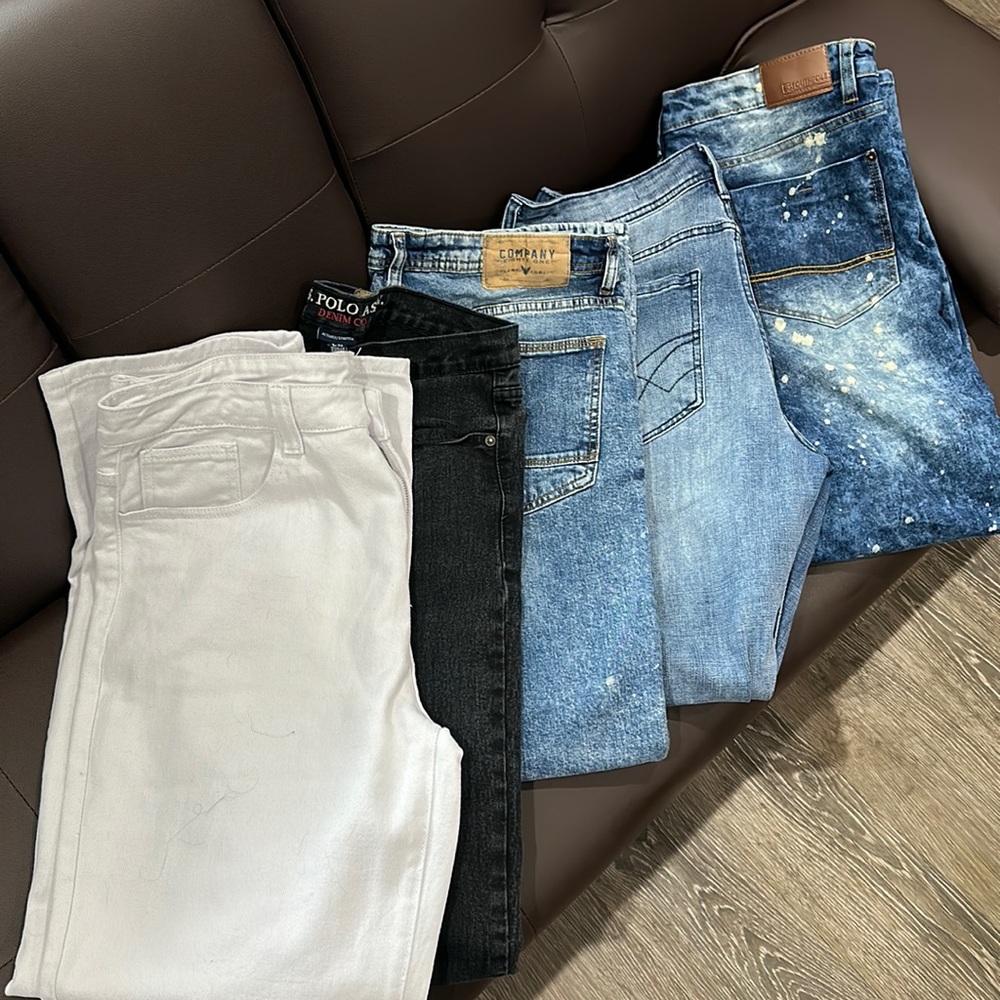 5 pairs men’s jeans assorted